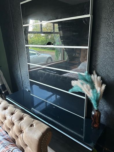 Entertainment unit