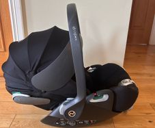 Cybex Z2 i-size reclining car seat & Isofix base T