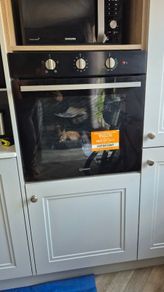 Indesit oven