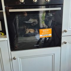 Indesit oven