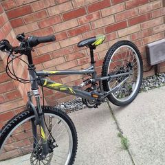 apollo kids youngster bike 24inch wheels