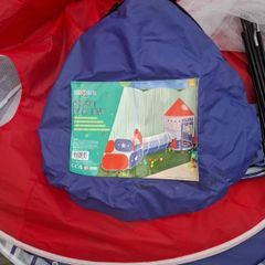 rocket play tent with ball of balls