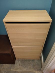 Shoe cabinet