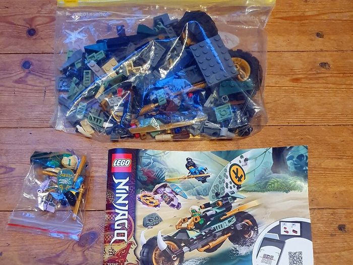 Lego Ninjago 71745: Lloyd's Jungle Chopper Bike (2021) 100% Complete (NO BOX)