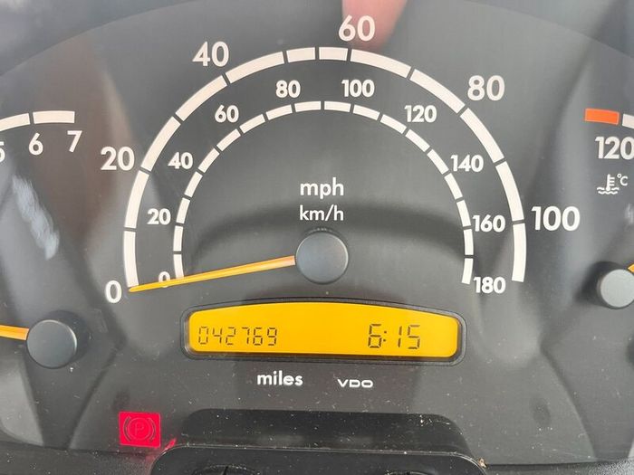 2004 Mercedes Sprinter/Benimar Camper Van