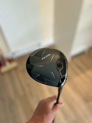 Taylormade Qi35 Driver 10.5 degree as new