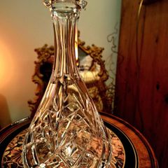Decorative cut crystal decanter