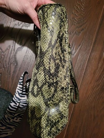 guess handbag
