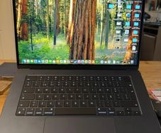 MacBook Air 15-inch (2023, M2) - Midnight Black - 256GB SSD