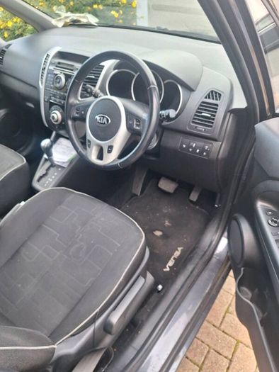 kia Venga 1.6  Automatic
