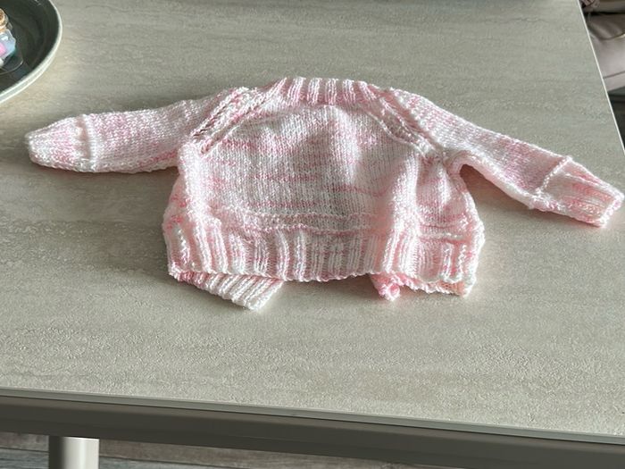 knitting baby cardigan