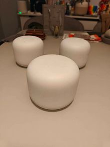 Google Nest Wifi Router & 2x Mesh Point System