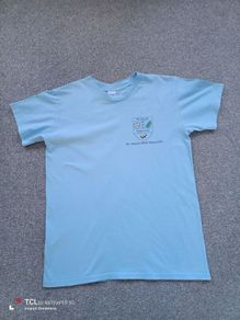 boys Maynooth school t-shirt.age 11/12