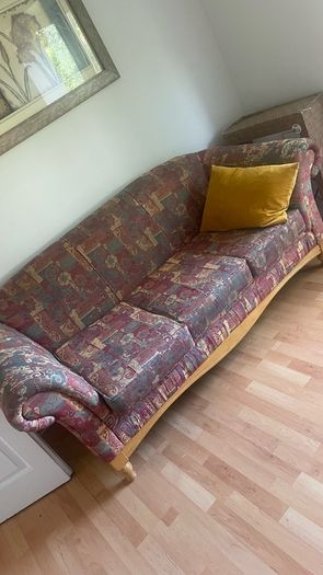 sofa  2 seater and 3 seater