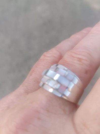 Stunning Mother Of Pearl Sterling Silver Ring