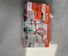 Action reaction STEM toy circuit