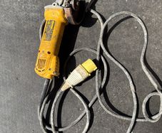 DeWalt angle grinder 110 V