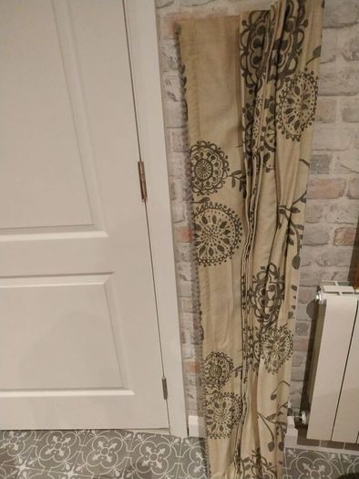 Curtains set with matching blind