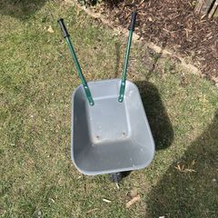 toy wheelbarrow