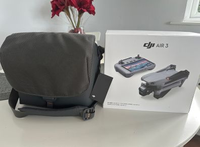 DJI Air 3 Fly More Combo