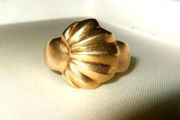 Vintage Hallmarked 9ct Gold 'Oyster' Ring