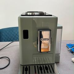 Delonghi Rivelia