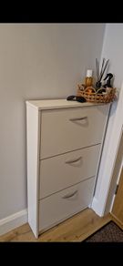 shoe storage unit