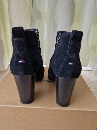 Genuine Tommy Hilfiger Ankle Boots UK7