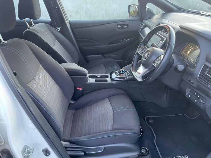 Nissan Leaf 2020 SV Acenta FSH