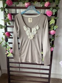 Hollister long sleeve Henley size large