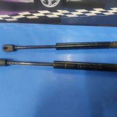 Escort cabrio roof struts