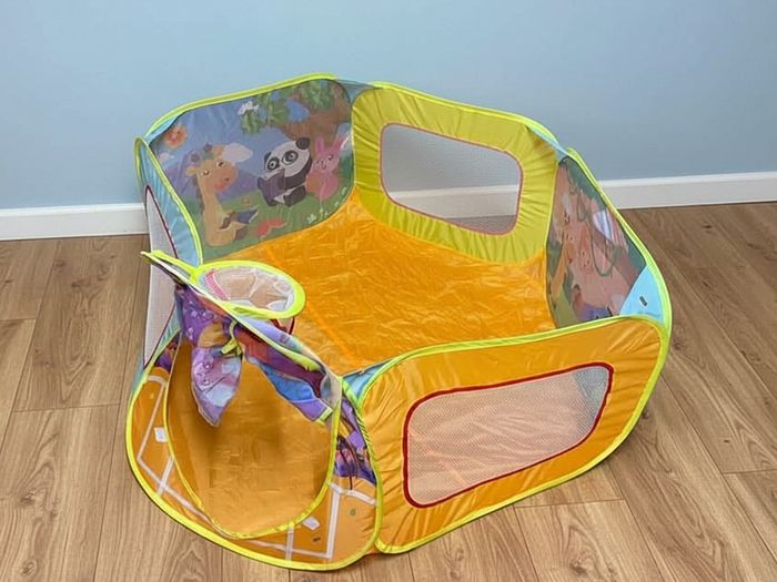 Kids Jungle Play Tent | Like New, Never Used