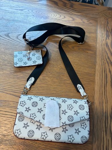shoulder bag