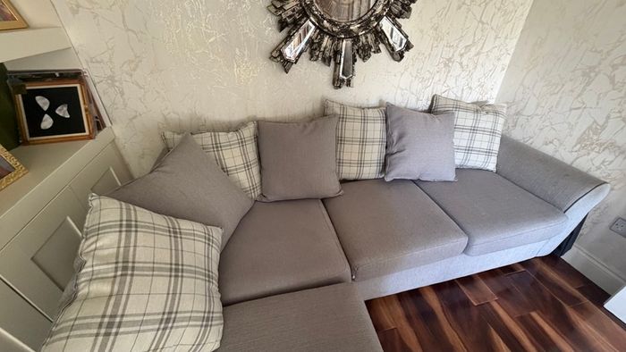 Sofa set