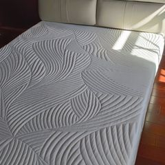 NEW High end Latex King mattress