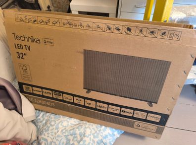 32 " smart tv - sold pending collection