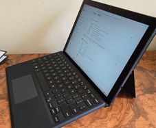 Dell Latitude 5290 2-in1 Tablet laptop | SSD