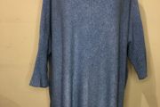 Blue woolly jumper (size 24)