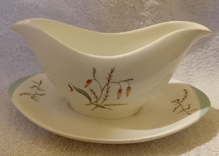 Sauce/gravy boat