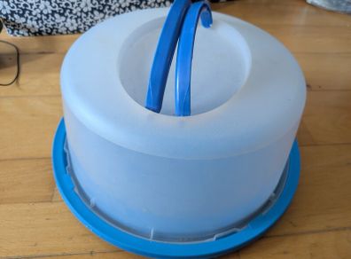 Cake Carrier