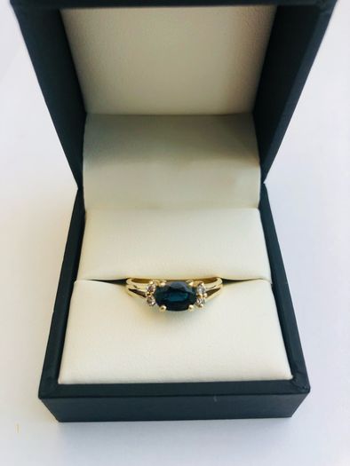 Vintage 14ct Yellow Gold Sapphire & Diamond Ring