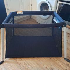 Phil & Ted Travel Cot