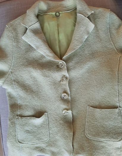 100% Boiled Wool jacket UK 16 in very good condition with no issues see last photos for exact measurements FREE STANDARD POSTAGE INCLUDED
