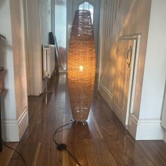 floor lamp