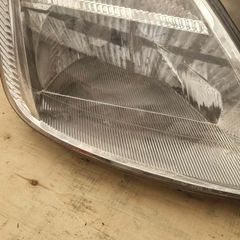 2002 Right Headlight for Ford Fiesta