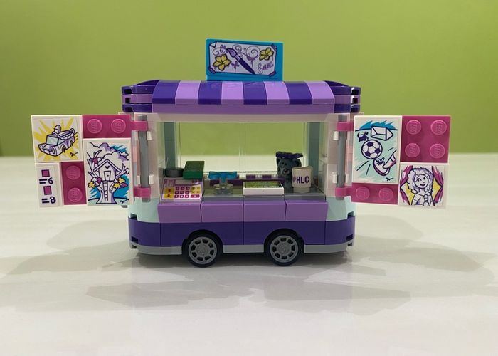 LEGO Friends Emma's Art Stand, Set 41332