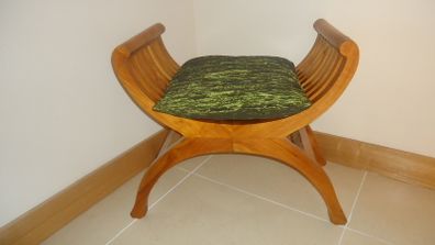 Love seat