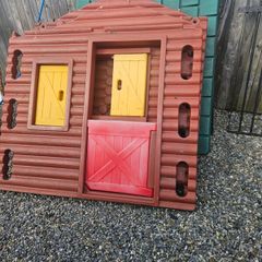 playhouse log cabin