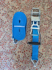 Ratchet straps