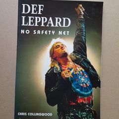 DEF LEPPARD original vintage book ROCK METAL